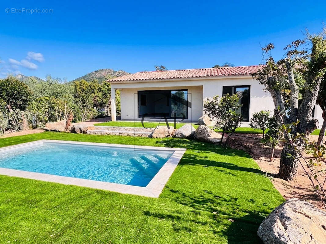 Villa individuelleT4 neuve de 106 m2 avec piscine & jardin   Sainte-Lucie de Porto-Vecchio   New 3-Bedroom Vil - photo 11