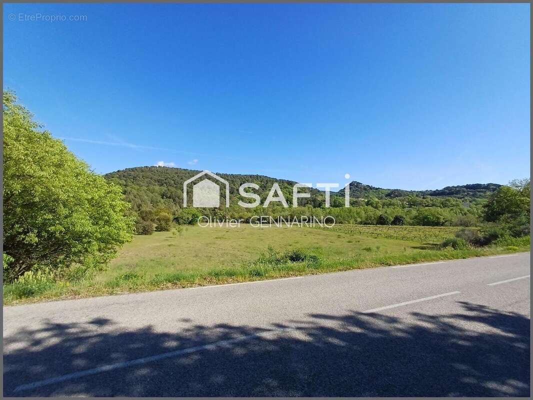 Photo 3 - Terrain à ENTRECHAUX