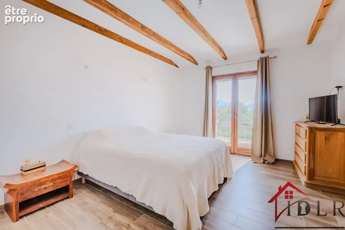 Demeure de prestige de 282 m2 composée de deux étages indépe - photo 9