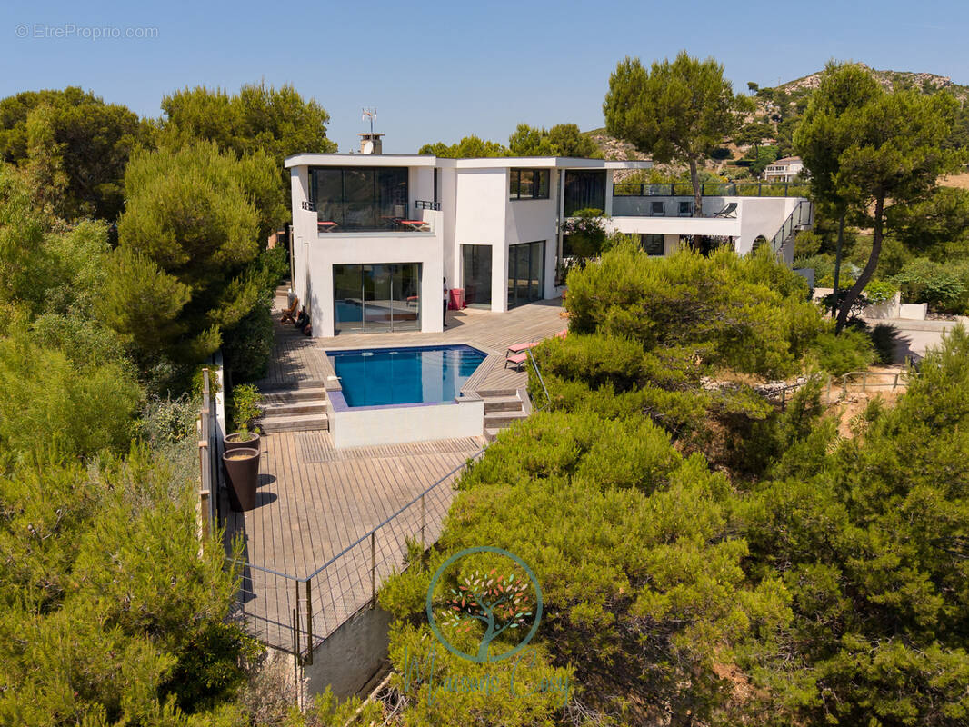 Maison à ENSUES-LA-REDONNE