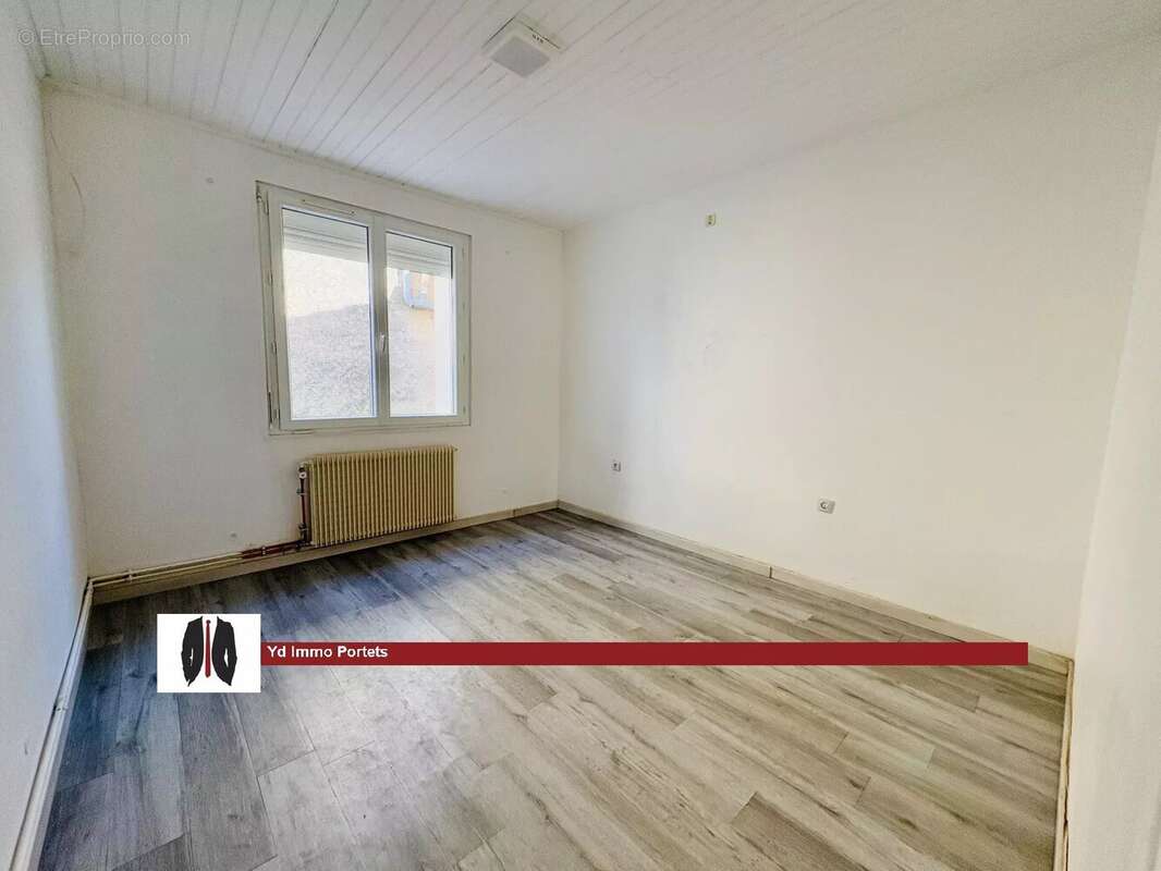 Maison individuelle avec deux logements indépendants sur une parcelle de 1 265 m² - photo 5