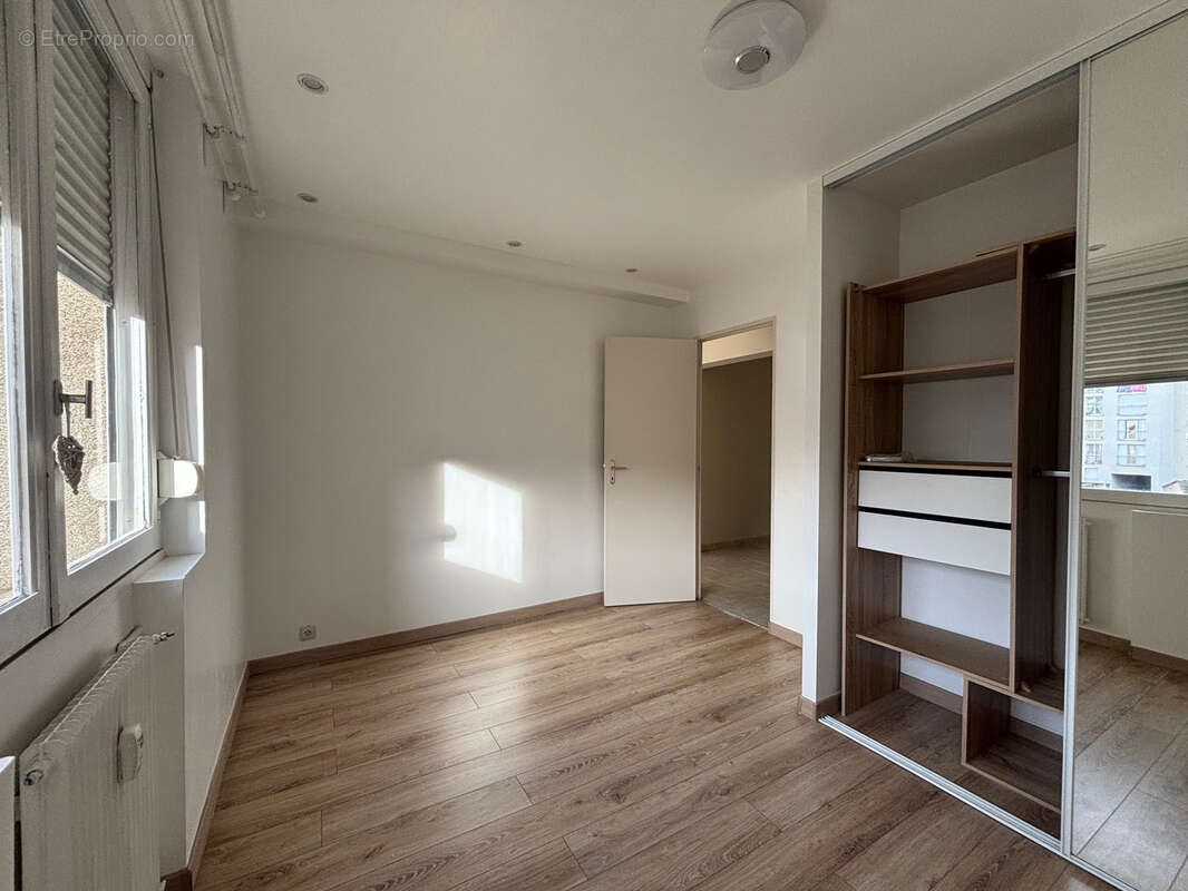 Appartement à SAINT-ETIENNE