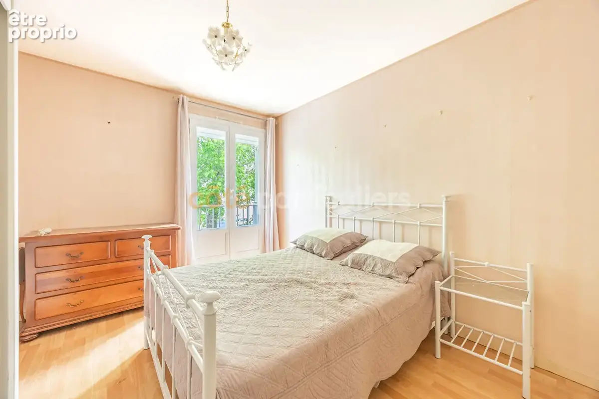 Nantes -- appartement 4 pièces -- 80 m² -- ascenceur -- balcon -- garage -- jardin - photo 8