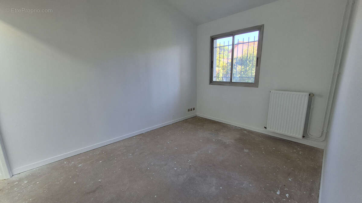 Maison à VILLENAVE-D&#039;ORNON