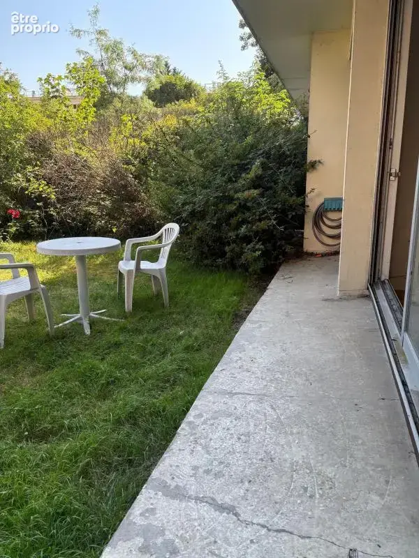 Appartement À Vendre - photo 2