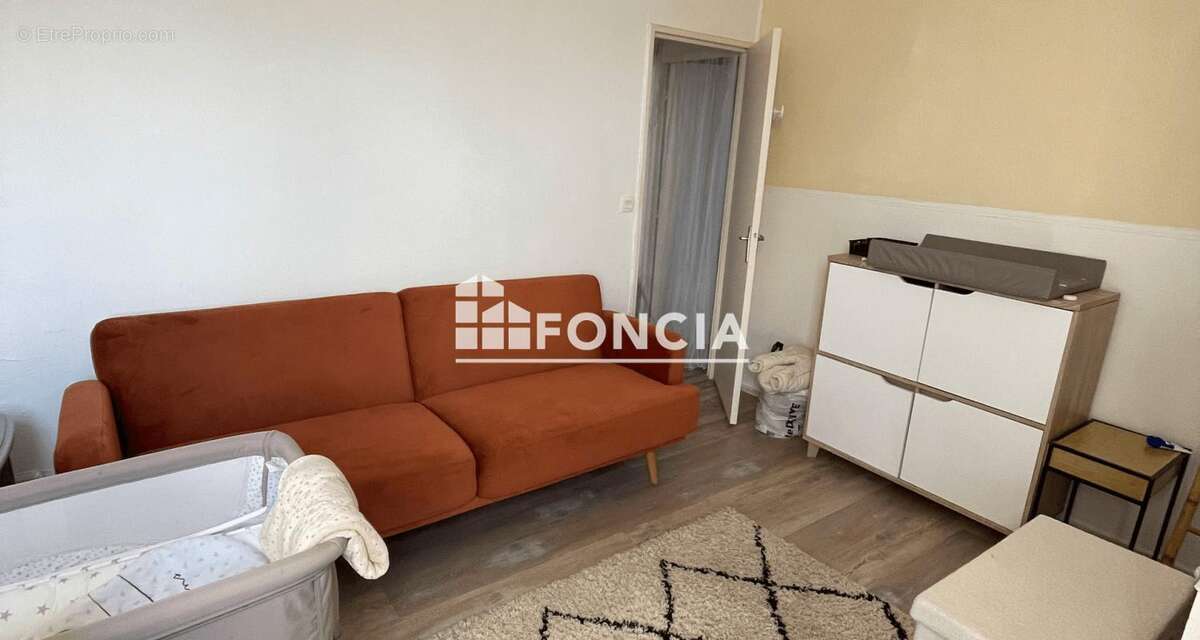 Appartement à COLAYRAC-SAINT-CIRQ