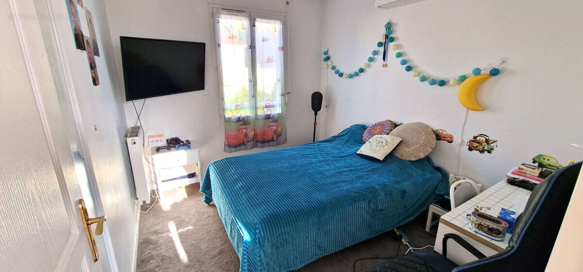 Maison à L&#039;HAY-LES-ROSES