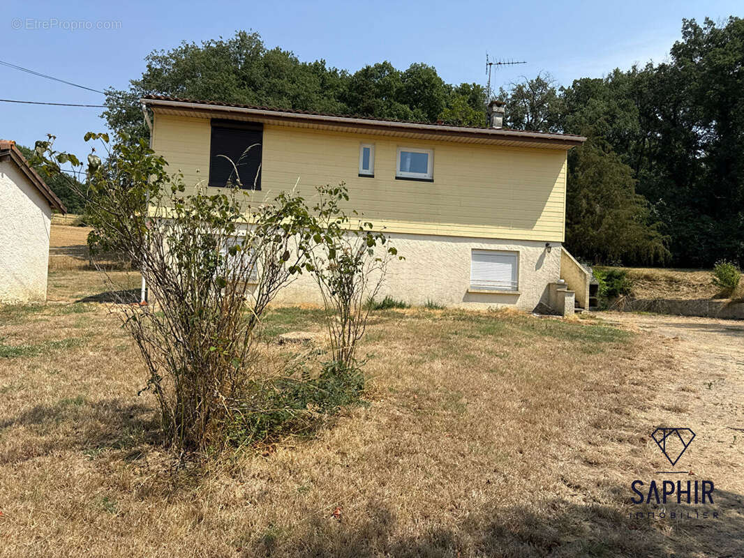 Maison 5 pièces à vendre à Daux - 186 m² sur terrain de 4890 m² - photo 2