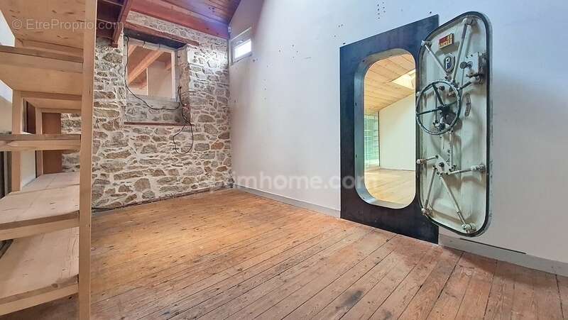 Appartement à SAUTRON