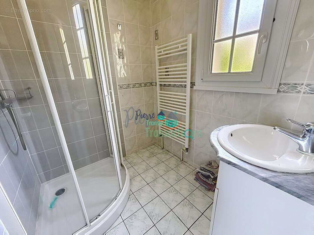 Maison 118 m² à Saint-Maurice-D'etelan  - photo 7