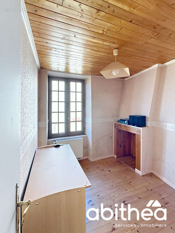 Maison à NIEUL