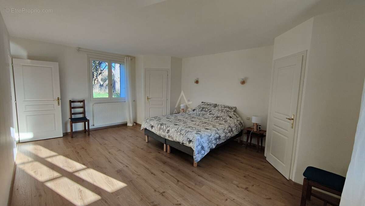 Maison à TALMONT-SAINT-HILAIRE