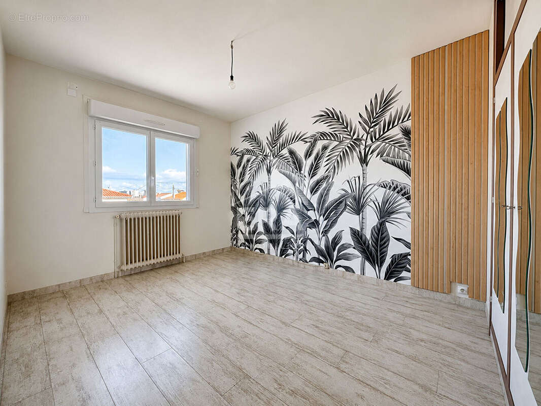 Bien rare avec grand atelier et appartement T4 - Fort potentiel, à proximité de Pontaillac - photo 5
