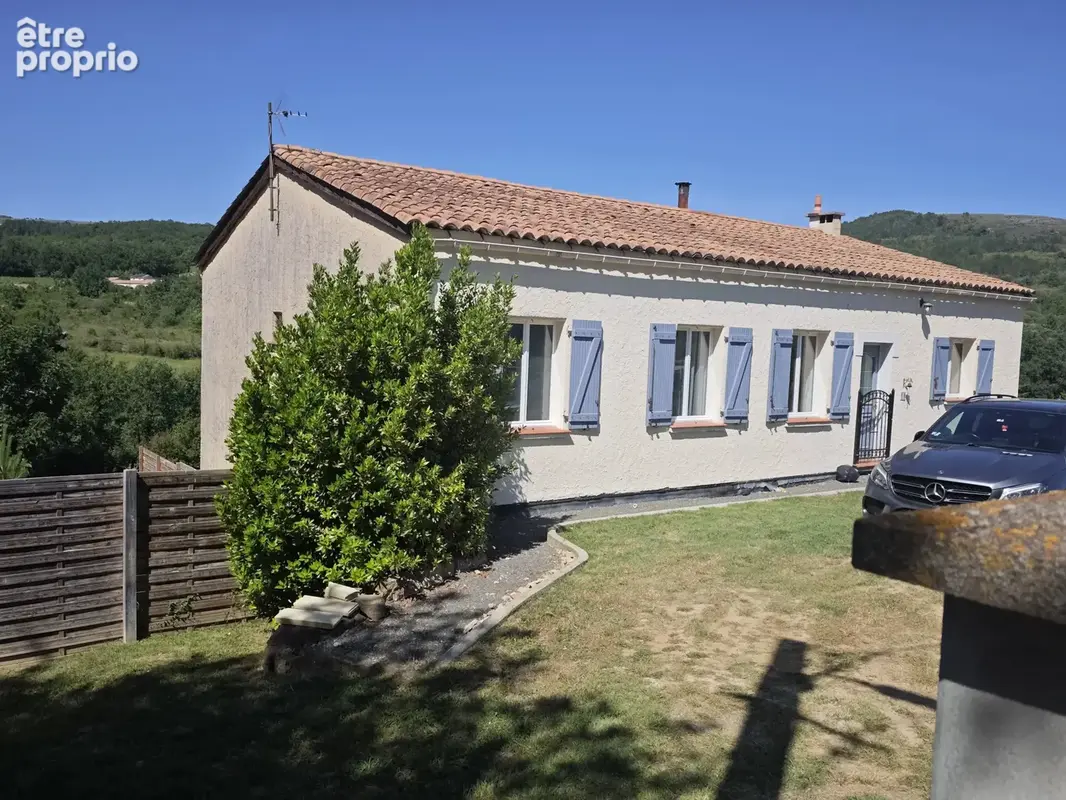 Maison à ANTUGNAC