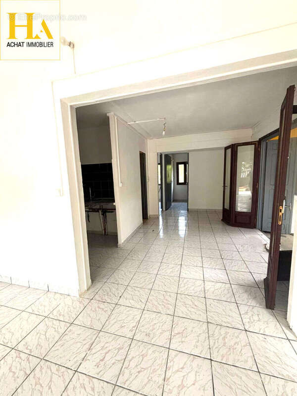 Maison à L'ETANG-SALE