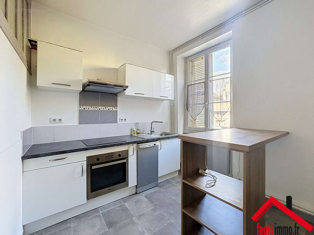 Appartement hyper centre brive-la-gaillarde - photo 3