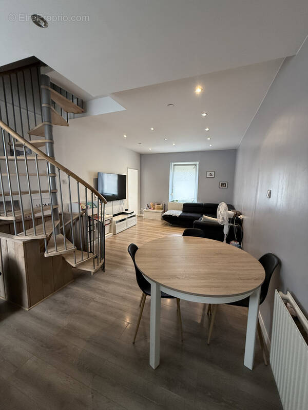 Maison à MARANGE-SILVANGE