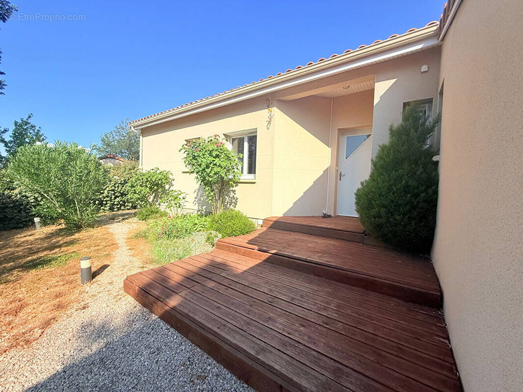 Maison à LABASTIDE-MARNHAC