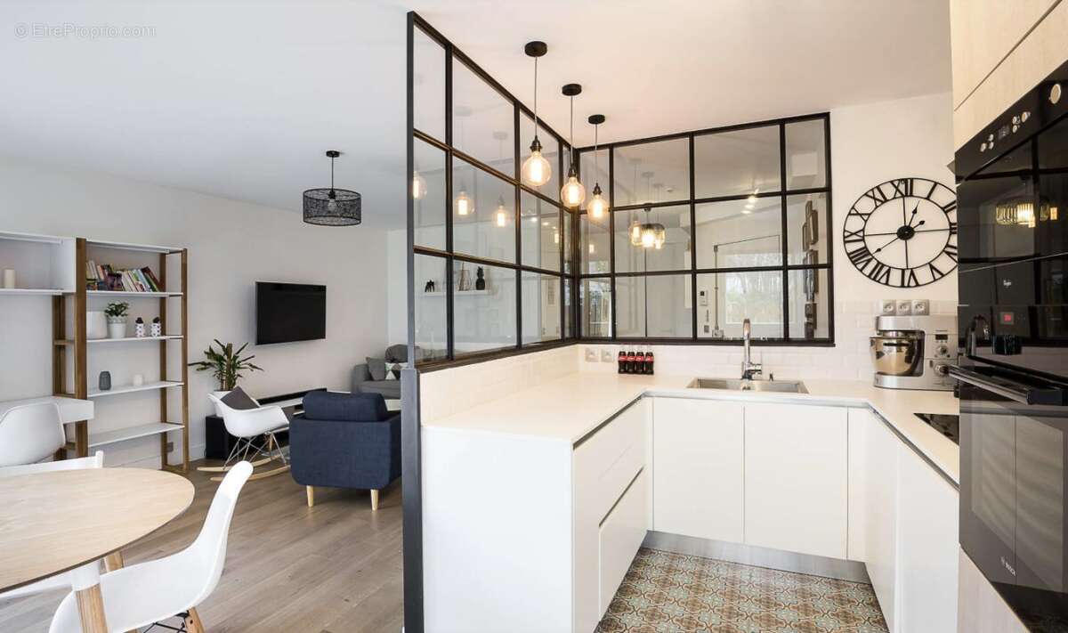 Appartement à ISSY-LES-MOULINEAUX