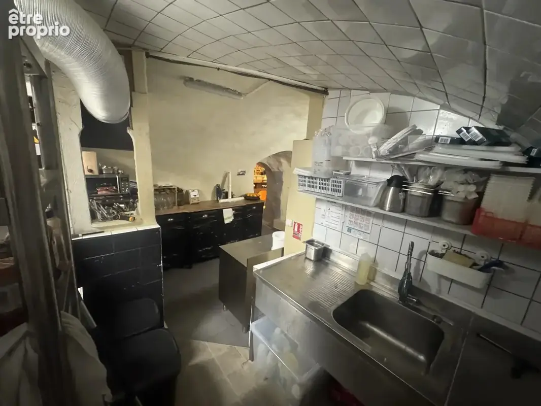 Rare dans le Vieil Antibes: restaurant avec extraction, rue Sade - photo 10