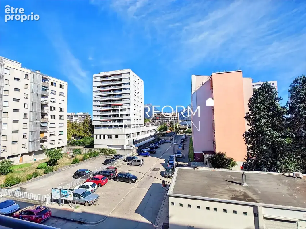Grenoble – t3 secteur calme  avec balcon et vue dégagée - photo 4
