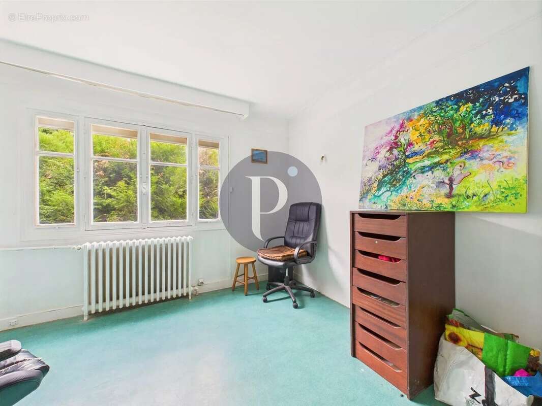 Maison à VERRIERES-LE-BUISSON