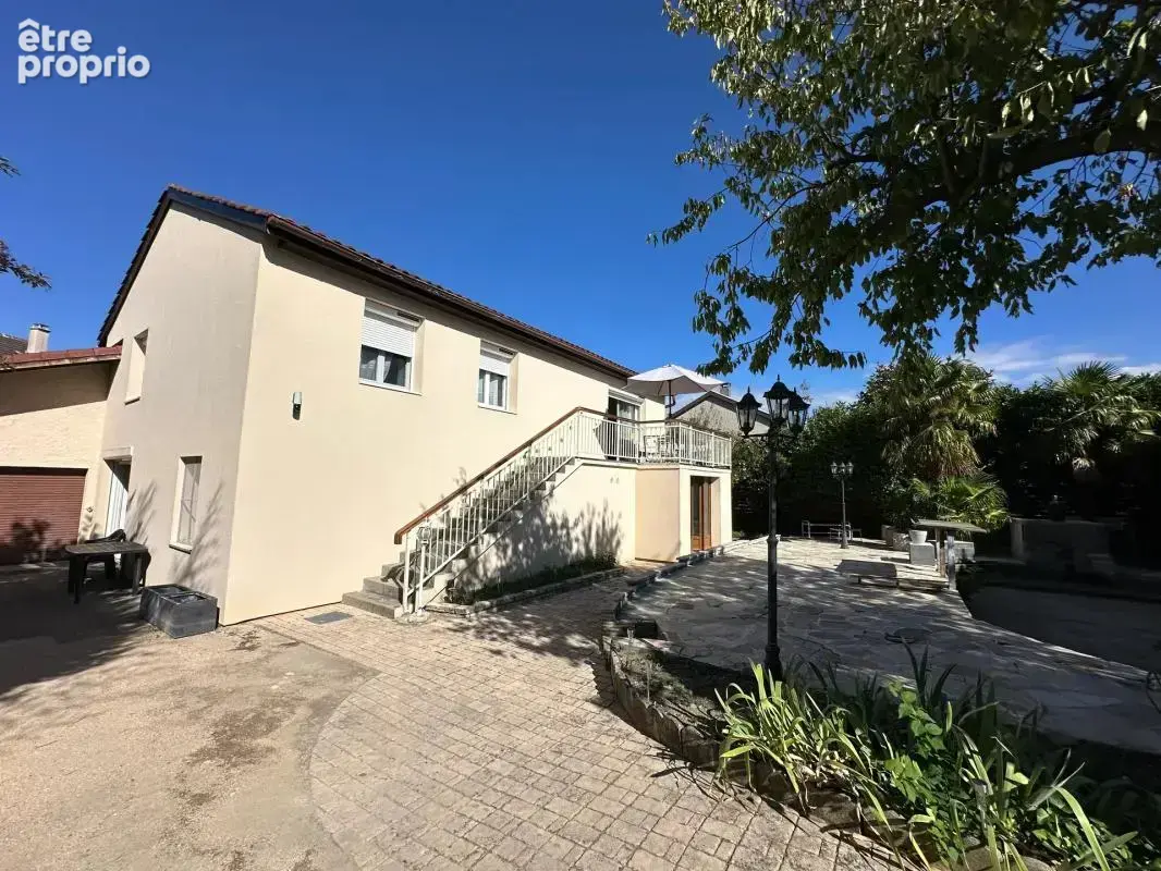 Maison à ECHIROLLES