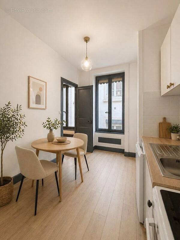 Appartement à LYON-3E