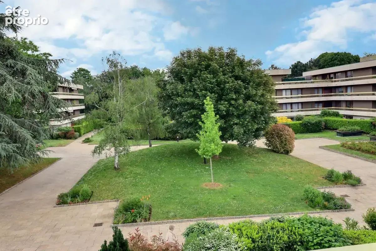 APPARTEMENT FAMILIAL 129 m2 - Résidence de Standing " Les Princes" NOISY LE ROI - 735560 € - photo 2