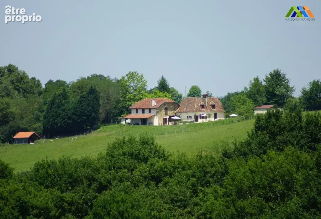 Maison 8 pièces 290 m² à vendre à Orthez (64300) - photo 2