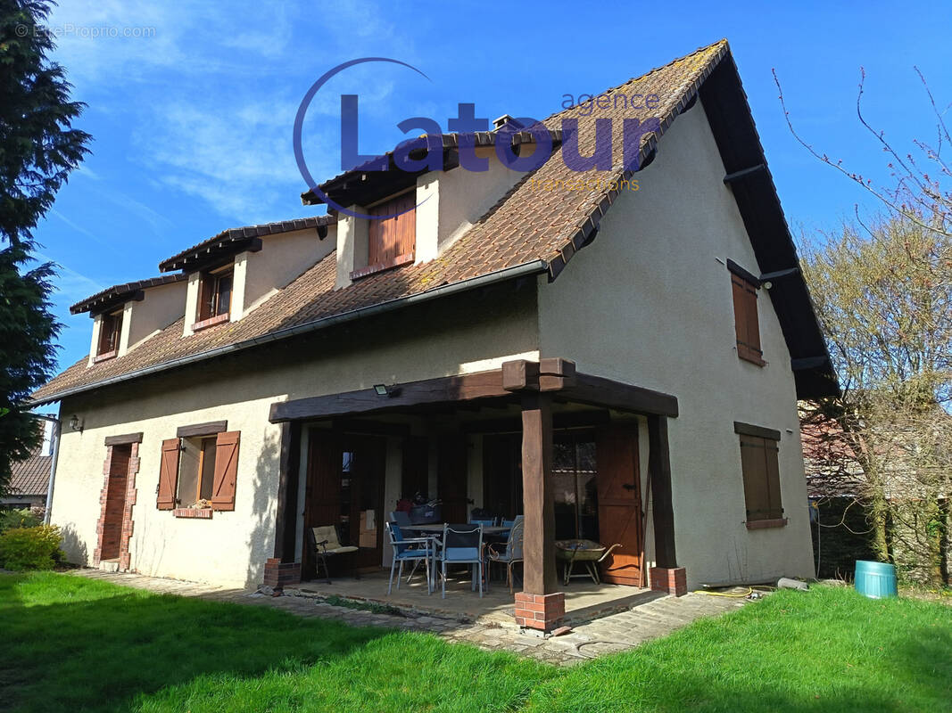 Maison à BU