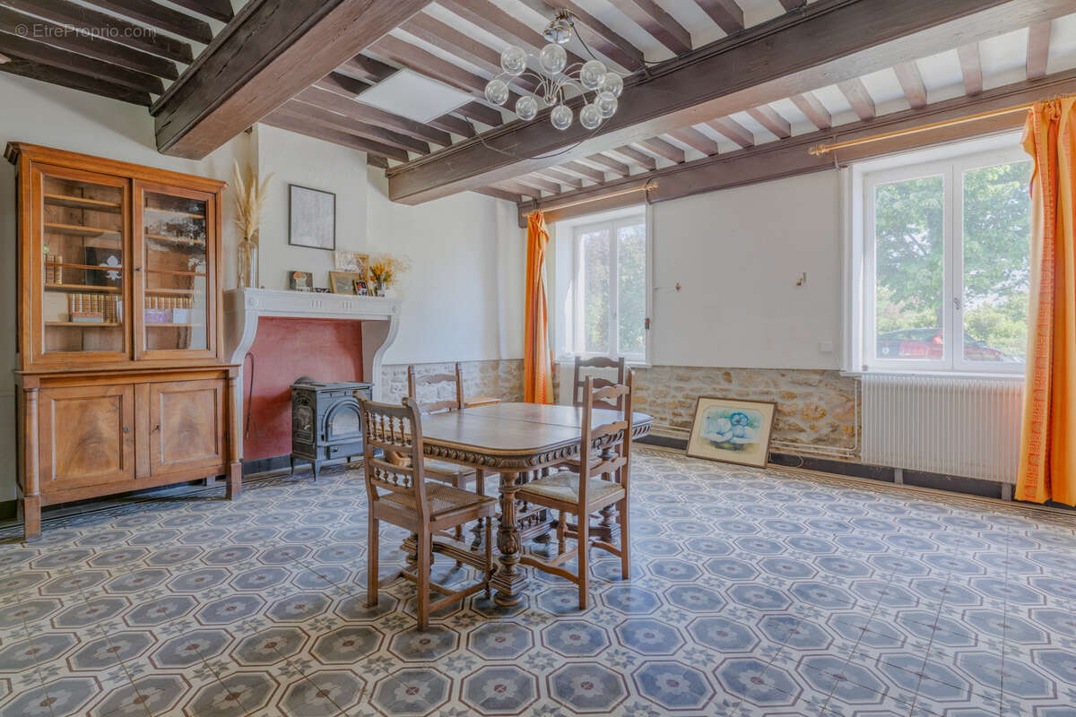 Maison à CHAPONOST