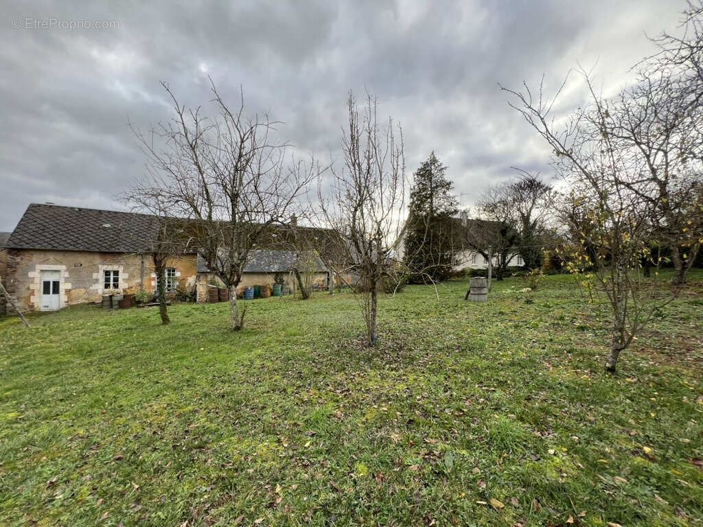 Maison à NEUVY-DEUX-CLOCHERS