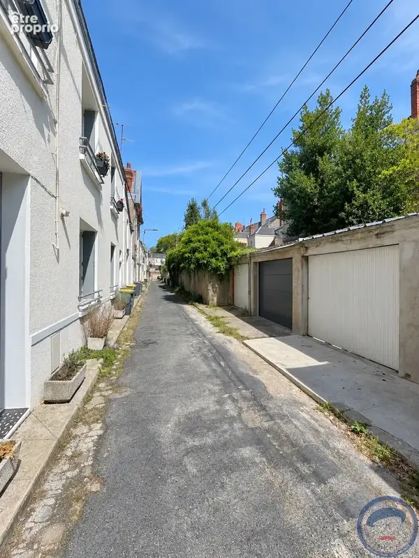 Tours   Prébendes  Maison de ville atypique avec garage, beaux volumes et mezzanine - photo 12