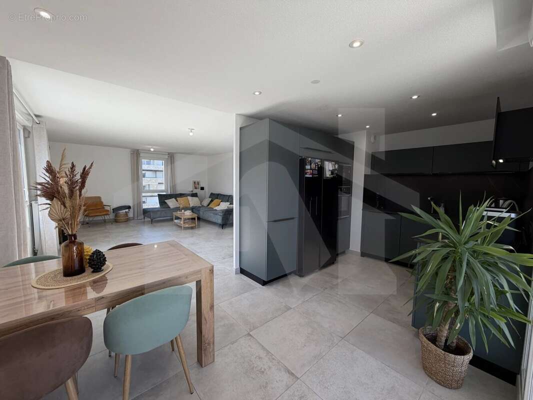 Appartement à ECHIROLLES