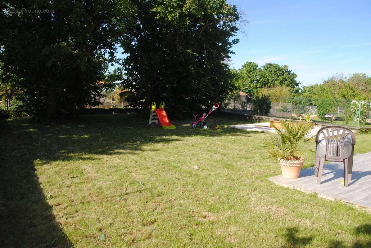 Maison à LA COURONNE