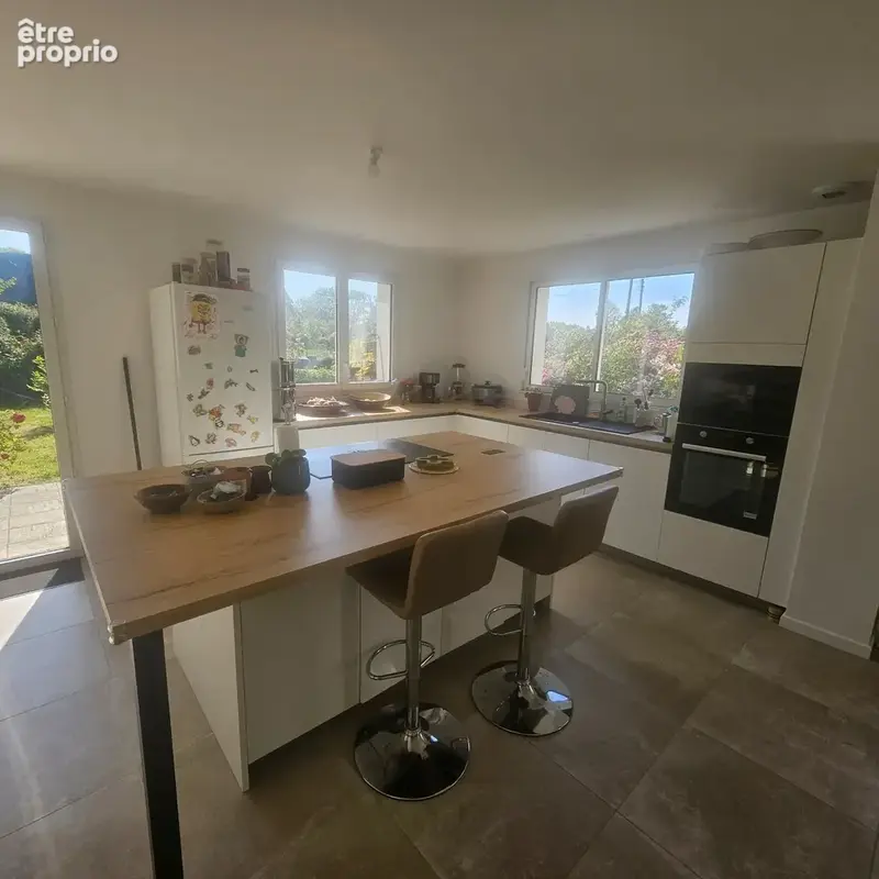 Maison au calme sur 3300 m2 de terrain arboré - photo 12