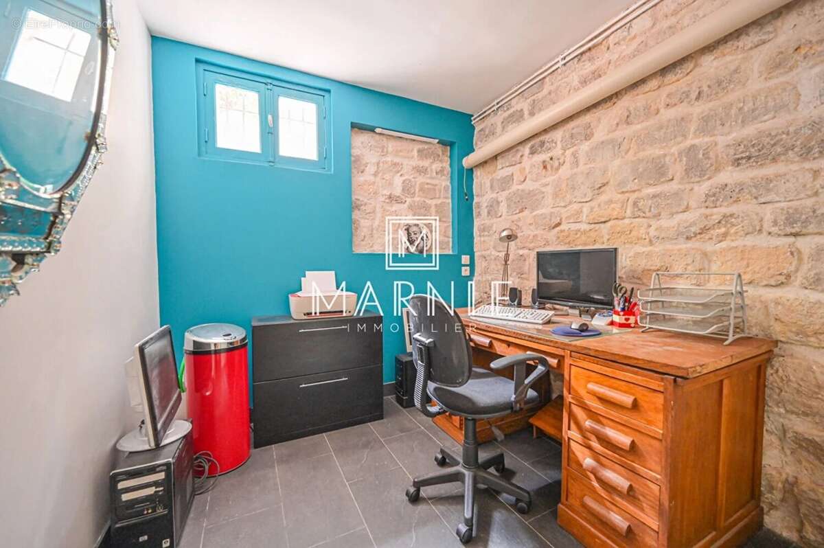 Maison à PARIS-18E
