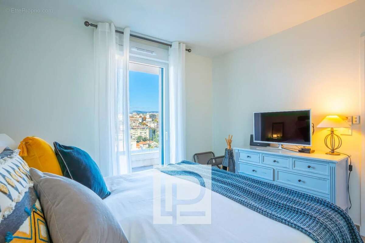 Appartement à LE CANNET