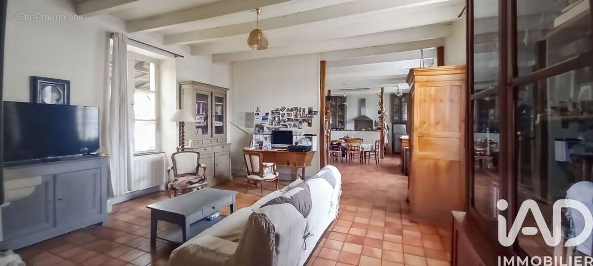 Photo 4 - Maison à NEUVILLE-DE-POITOU