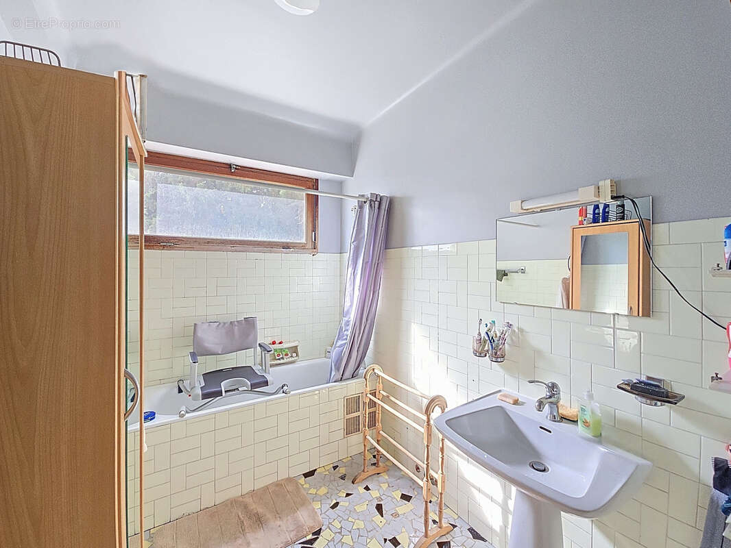 Appartement à VENCE