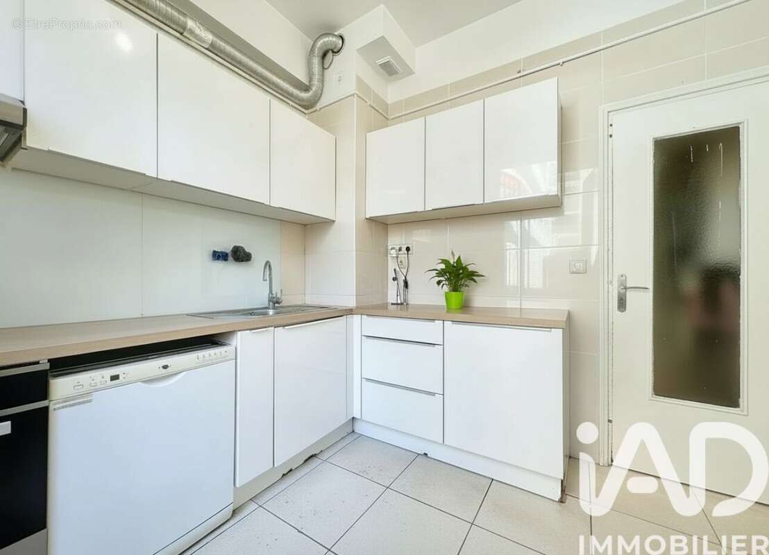 Appartement 61 m² à Nice  - photo 4