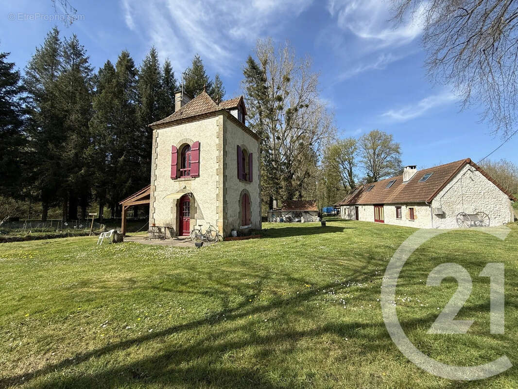Maison à SOUVIGNY
