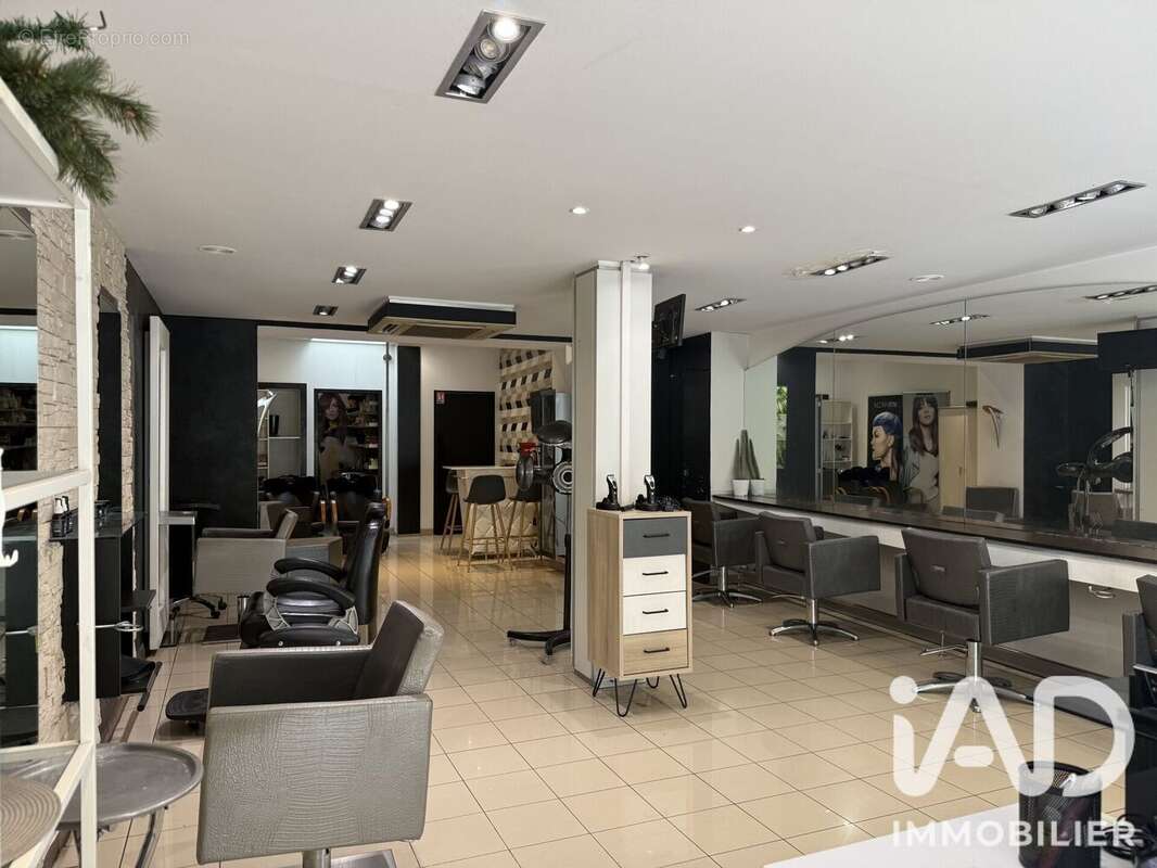 Commerce 74 m² à Montbeliard  - photo 5