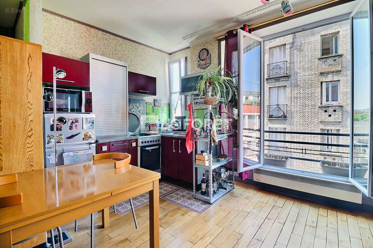 Appartement Saint Ouen Sur Seine 3 pièce(s) 53 m2 - photo 2