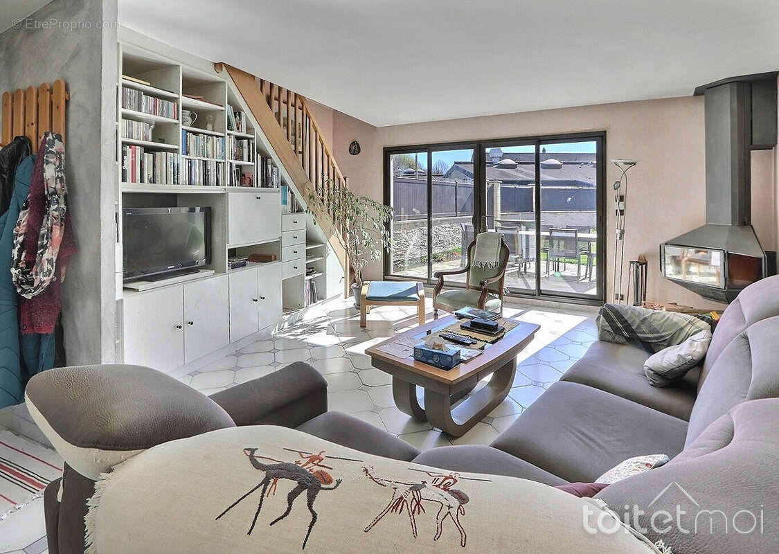 Maison à VILLIERS-LE-BACLE