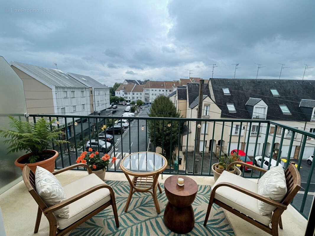 Appartement à FLEURY-LES-AUBRAIS