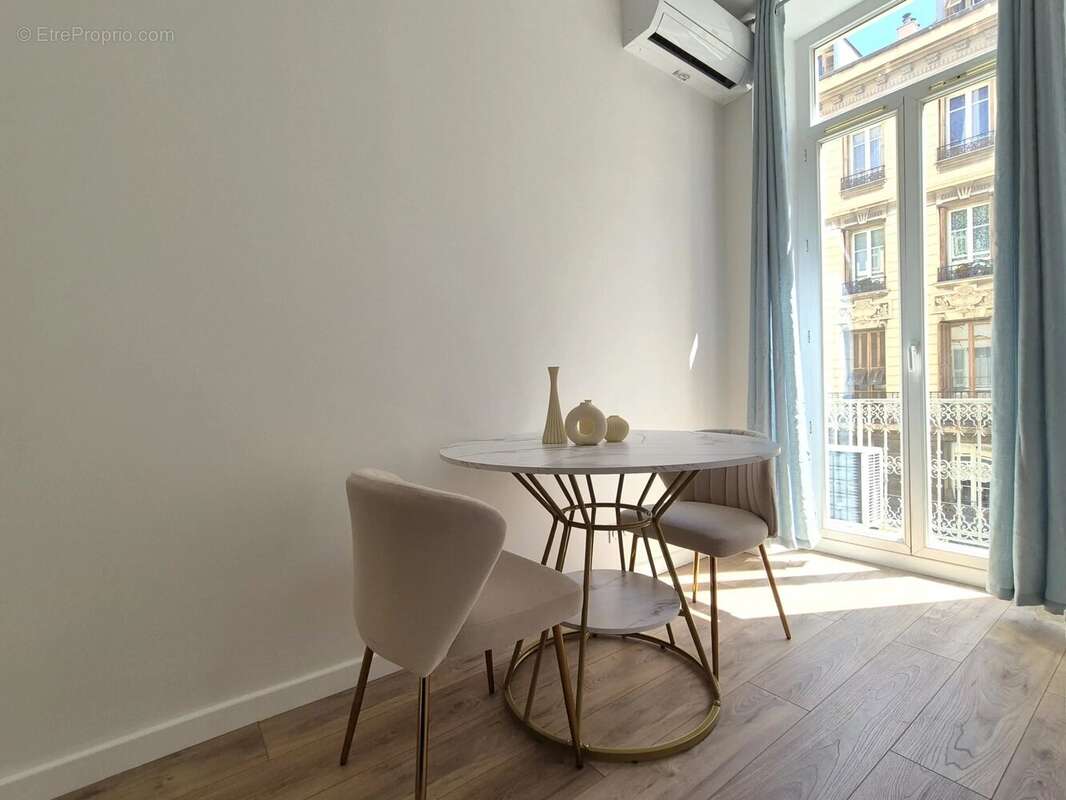 Appartement à NICE