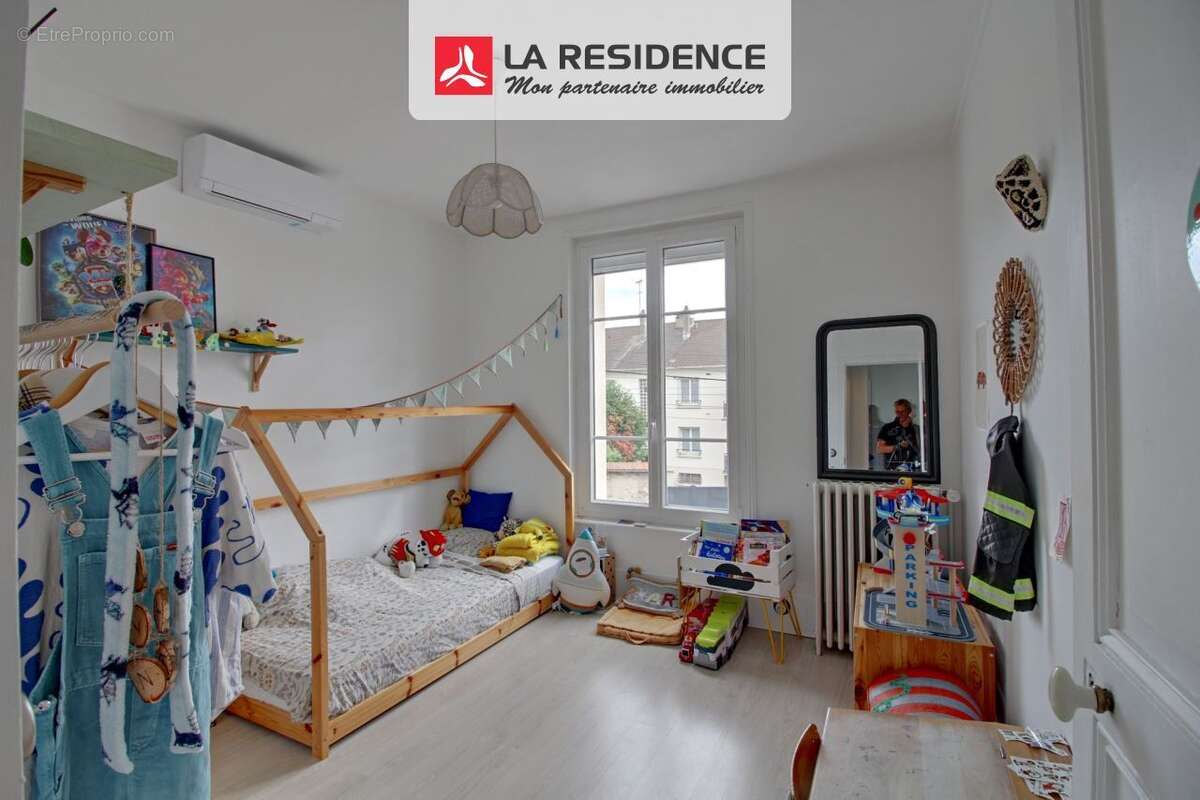 Maison à LES MUREAUX