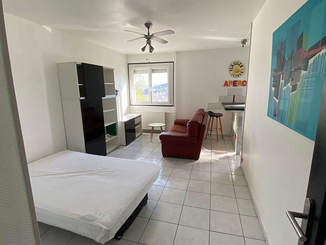 Photo 2 - Appartement à SAINT-ETIENNE